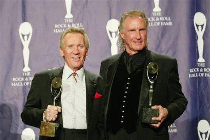 The Complete Guide to Bobby Hatfield's Height and Weight: Discovering the Legend of The Righteous Brothers